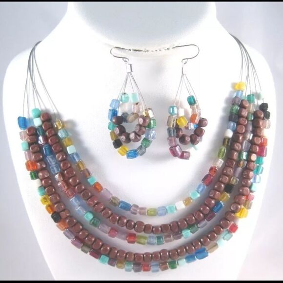 New 5 Row Piano Wire Necklace Earring Set With Wood & Glass Beads NWOT - Picture 4 of 4